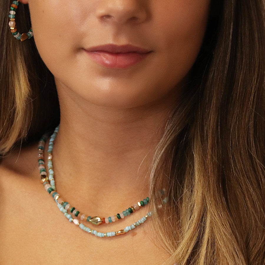 4300 - Blue Mixed Bead & Gold Pebble Necklace