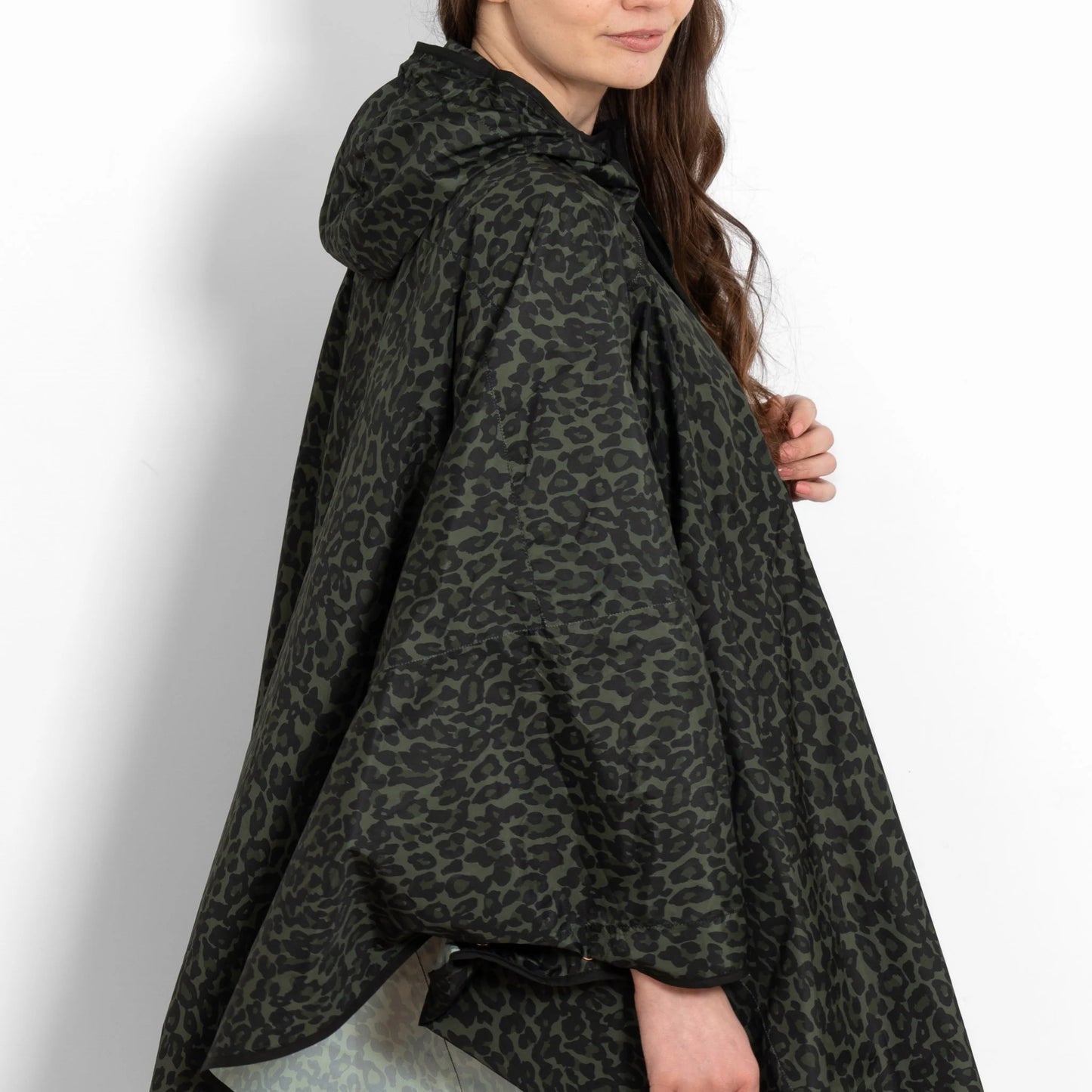 Aspen Rain Poncho - Khaki/Black Leopard