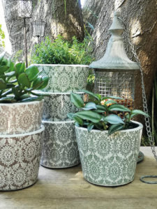 Plant Pot Delphi (Large) - Assorted Colours